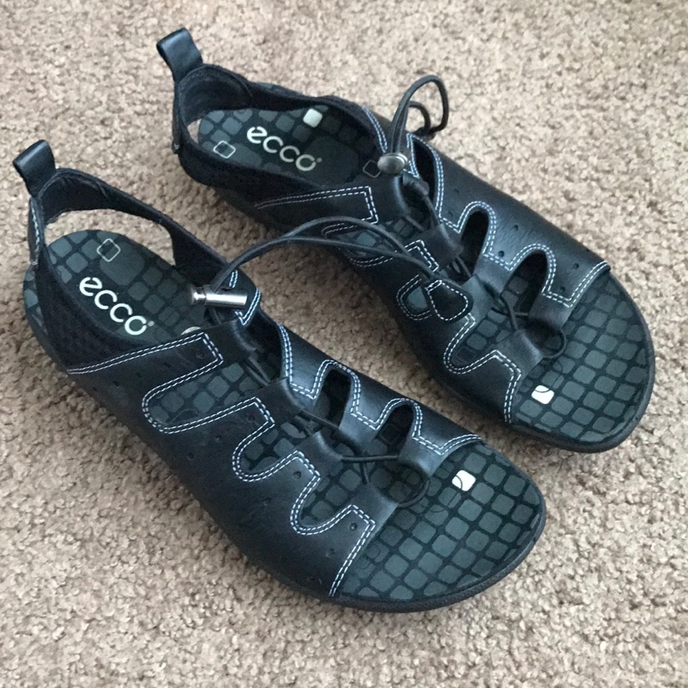 Ecco Jab Toggle Sandal black size 8